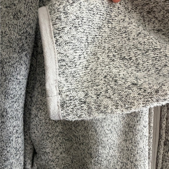 Figs On-Shift Sweater Knit Women's Gray Fleece Jacket $98 sz XL zip scrubs - Picture 8 of 12